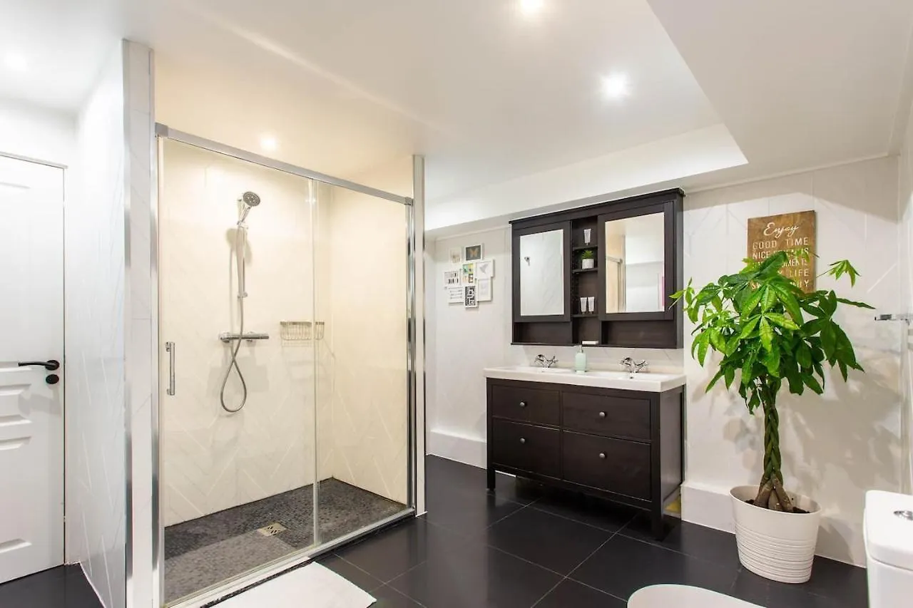 Cmg Malesherbes Apartment Paris
